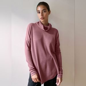 Aritzia waffle cowl neck in frosted plum purple xs